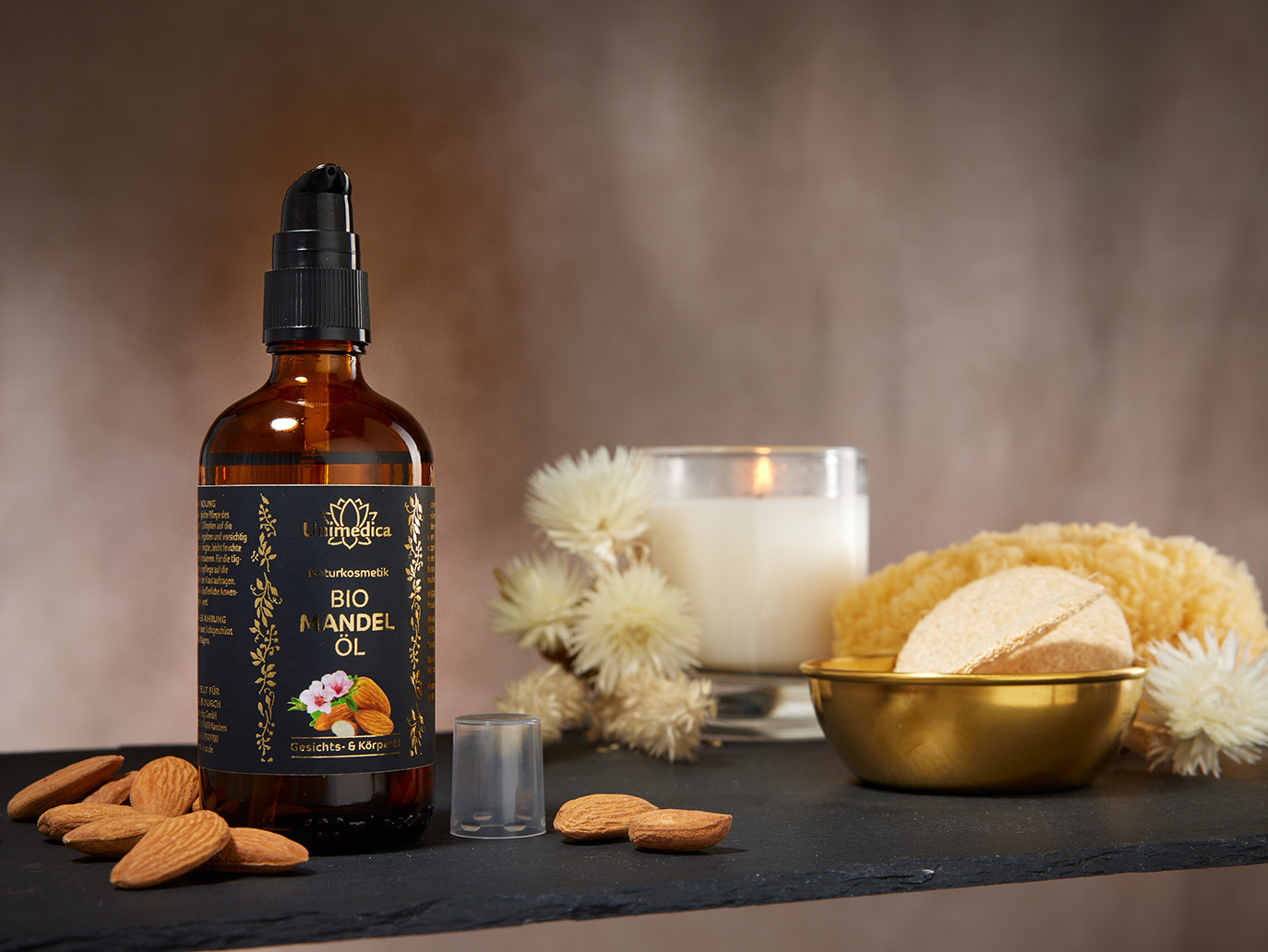 Huile d'amande BIO -  huile pour le visage et le corps - 100 ml - par Unimedica